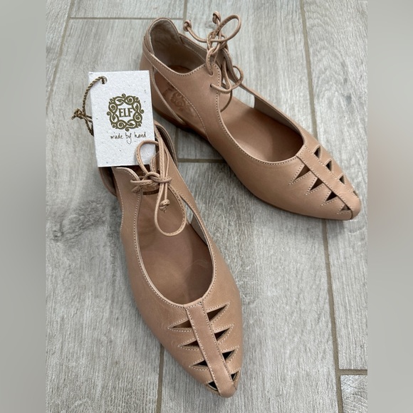 Elf Pointy Toed Ballet Flats. NWT - Size 8 (run small) - Picture 3 of 7